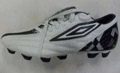 Umbro Men's Xai V League FG Soccer Shoe