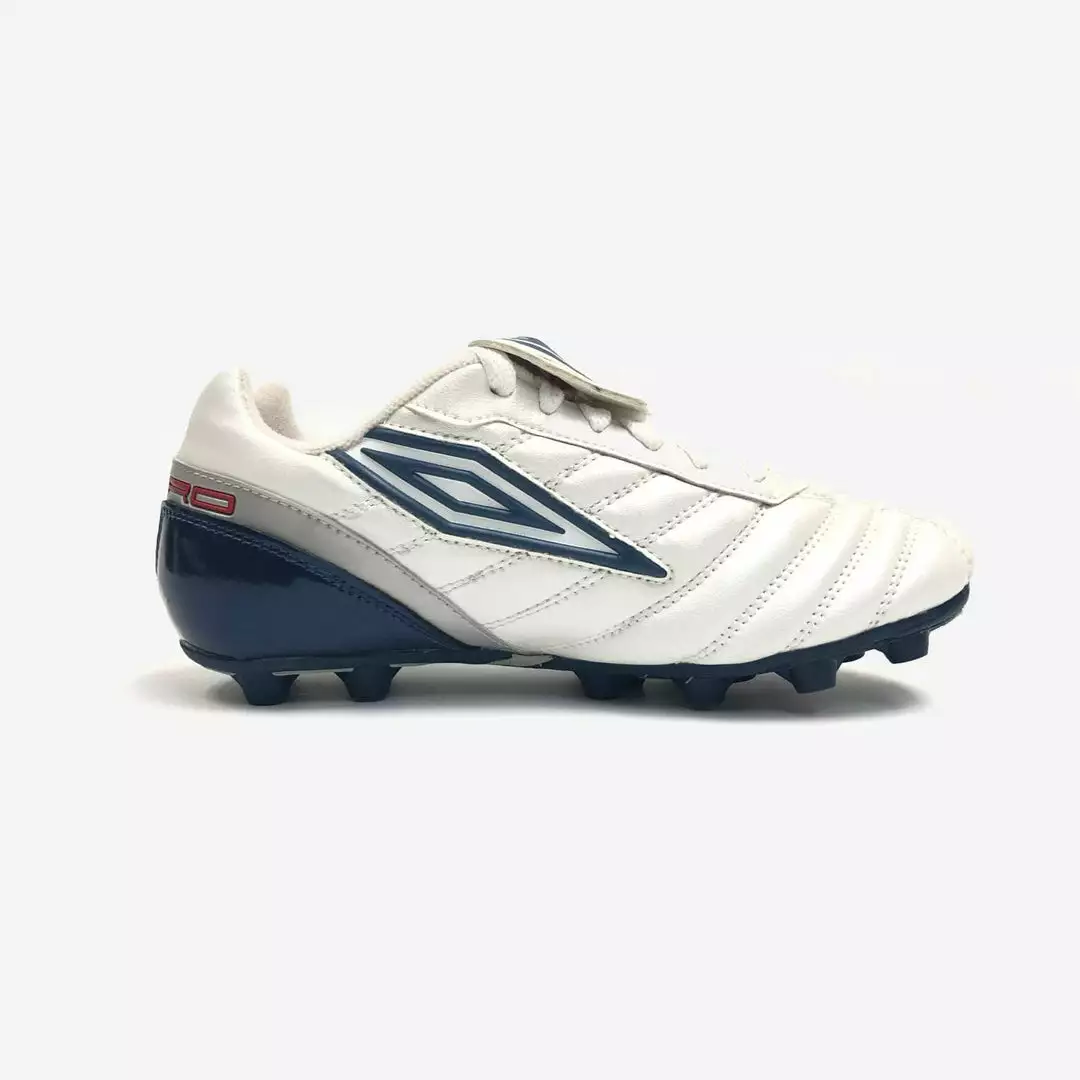 Umbro Shoe Junior E Vt Diamondback Soccer 3 Umbro Junior ES Diamondback VT Soccer Shoe